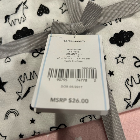 NWT Carter’s 4 pack receiving blankets - Picture 5 of 5
